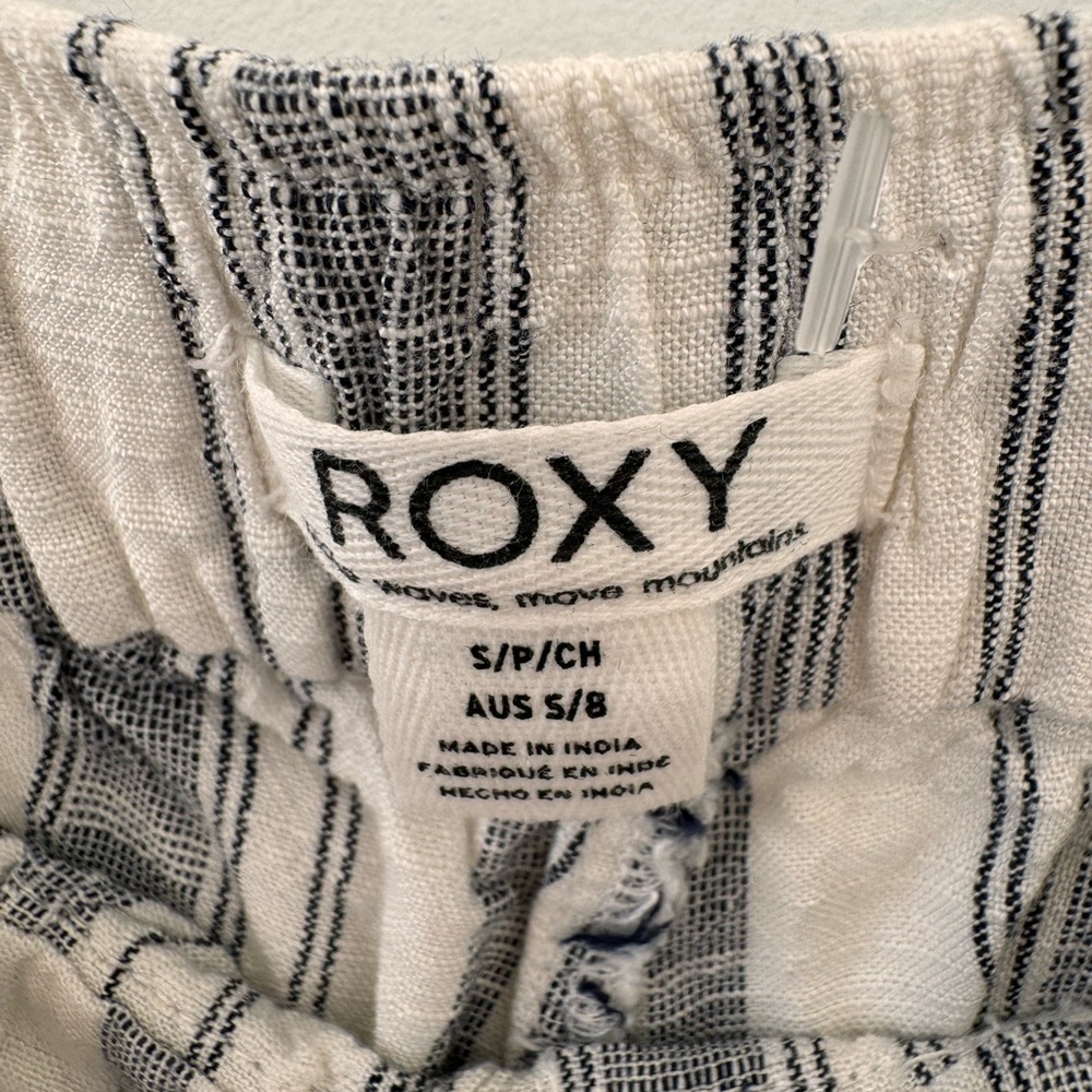 Roxy Striped Drawstring Shorts - Picture 4 of 5